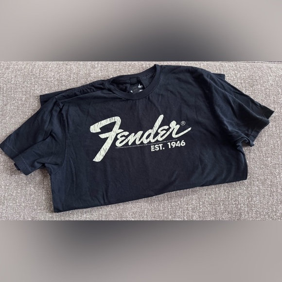 🎸Fender Tee🎸 - Picture 1 of 3
